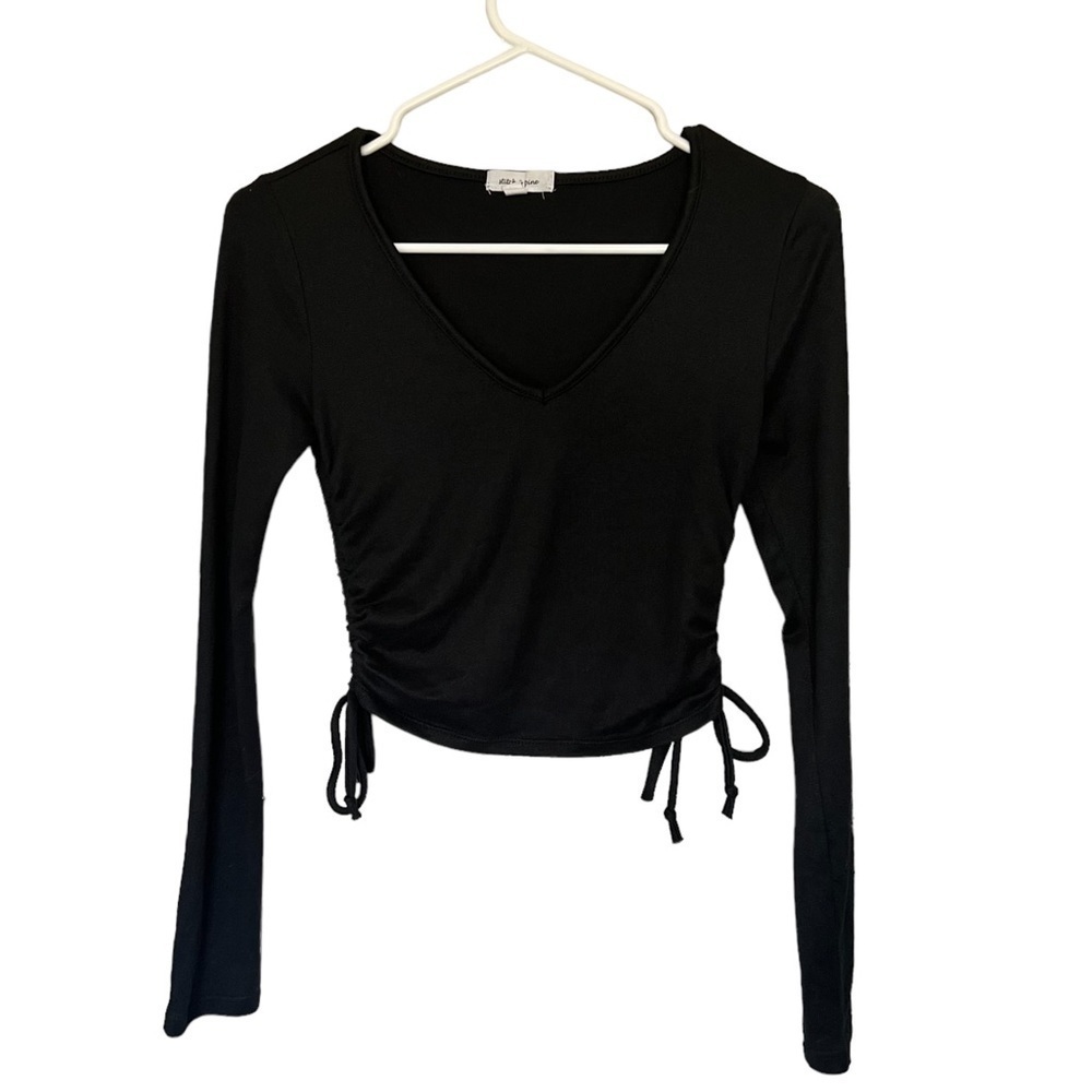 Stitch and Pine Crop v-neck Long Sleeve - Xsmall - Drawstring Ruched Tie Side